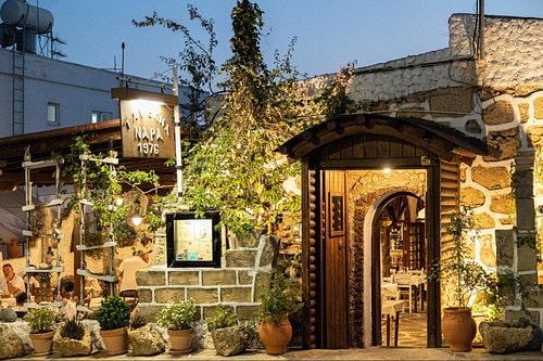 Taverna Napa est.1976